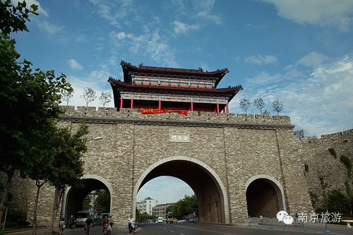 发展战略产业的几个问题_008pg国际版官网入口(图2) 008pg国际官网版